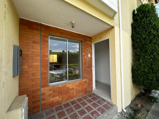 Casa de 3 alcobas en arriendo en Centro, Piedecuesta, 120 m² · foto 2 de 17
