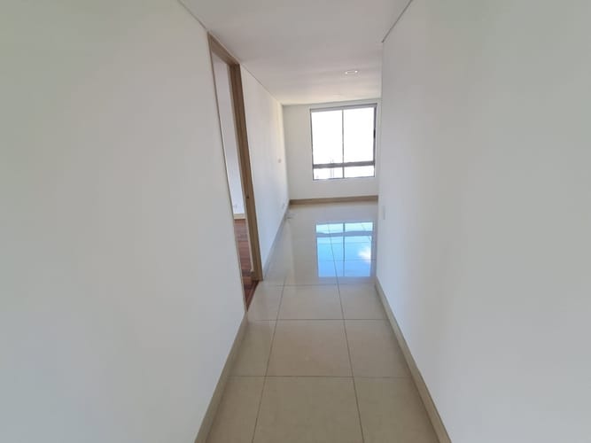 Apartamento de 3 alcobas en arriendo en Castropol, Medellín, 130 m² · foto 9 de 21
