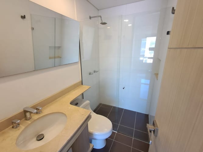 Apartamento de 3 alcobas en arriendo en Castropol, Medellín, 130 m² · foto 15 de 21