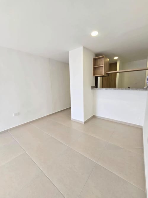 Apartamento de 3 alcobas en arriendo en Rio Frio, Floridablanca, 70 m² · foto 3 de 15
