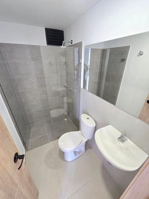 Apartamento de 3 alcobas en arriendo en Rio Frio, Floridablanca, 70 m² · foto 13 de 15