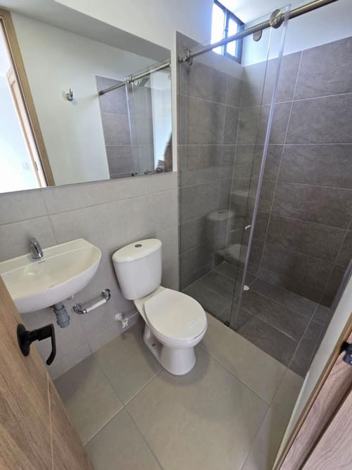 Apartamento de 3 alcobas en arriendo en Rio Frio, Floridablanca, 70 m² · foto 14 de 15