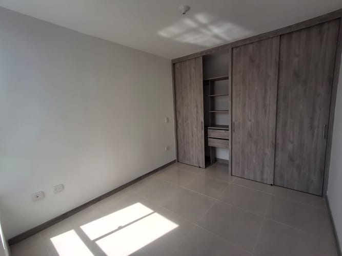 Apartamento de 3 alcobas en arriendo en Aranzoque, Floridablanca, 75 m² · foto 3 de 8