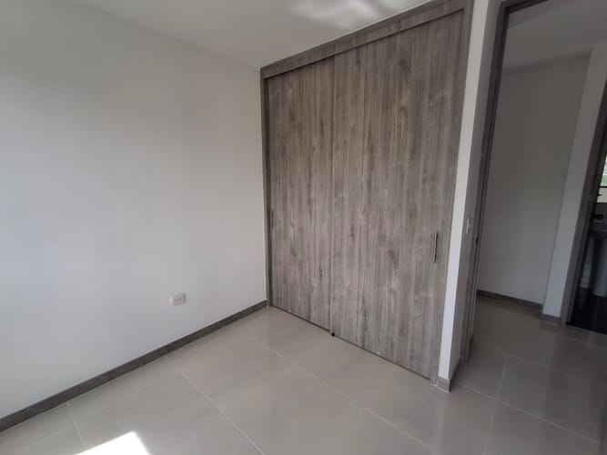 Apartamento de 3 alcobas en arriendo en Aranzoque, Floridablanca, 75 m² · foto 5 de 8