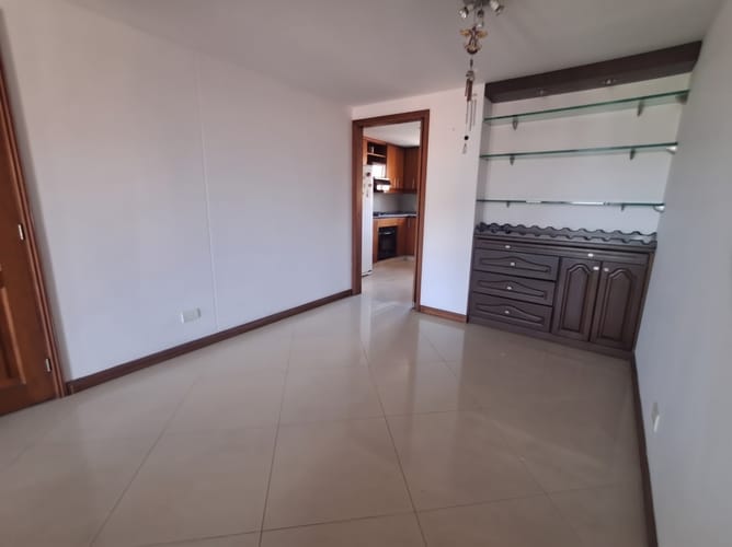 Apartamento de 3 alcobas en arriendo en Las Acacias, Medellín, 100 m² · foto 3 de 14
