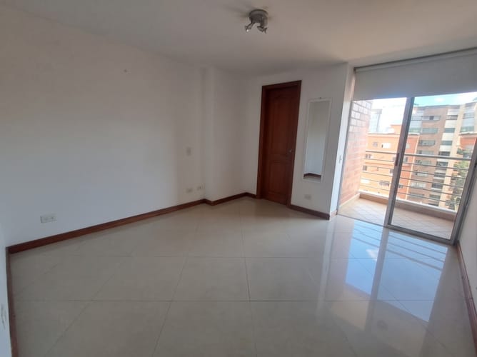 Apartamento de 3 alcobas en arriendo en Las Acacias, Medellín, 100 m² · foto 6 de 14