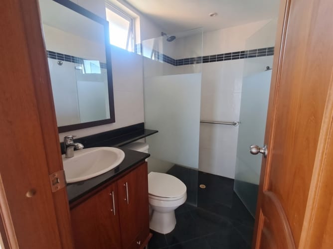 Apartamento de 3 alcobas en arriendo en Las Acacias, Medellín, 100 m² · foto 8 de 14