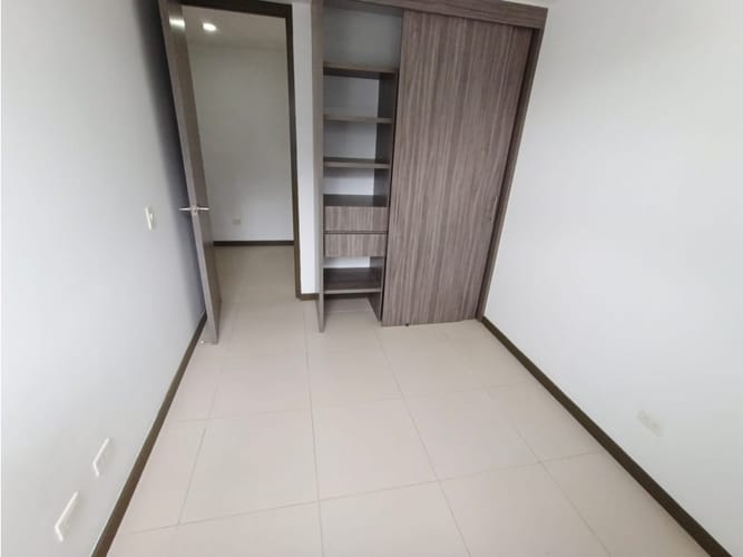 Apartamento de 3 alcobas en arriendo en Ub. Ojo De Agua, Rionegro, 75 m² · foto 3 de 18