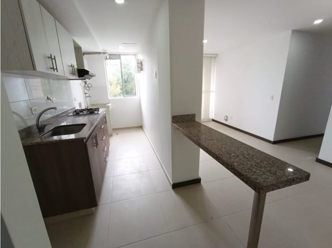 Apartamento de 3 alcobas en arriendo en Ub. Ojo De Agua, Rionegro, 75 m² · foto 8 de 18