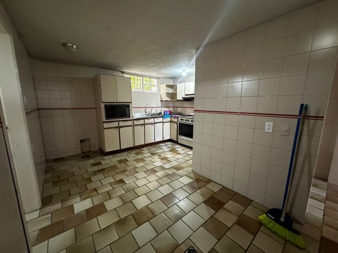 Casa de 5 alcobas en arriendo en La Floresta, Bucaramanga, 240 m² · foto 6 de 23