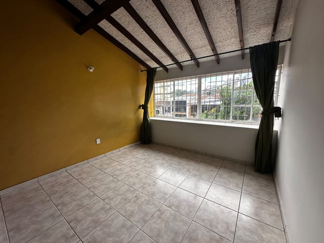 Casa de 5 alcobas en arriendo en La Floresta, Bucaramanga, 240 m² · foto 13 de 23