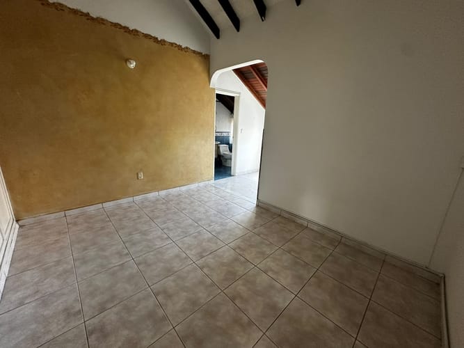 Casa de 5 alcobas en arriendo en La Floresta, Bucaramanga, 240 m² · foto 16 de 23