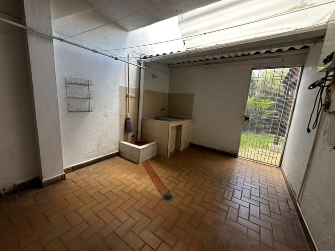 Casa de 5 alcobas en arriendo en La Floresta, Bucaramanga, 240 m² · foto 19 de 23