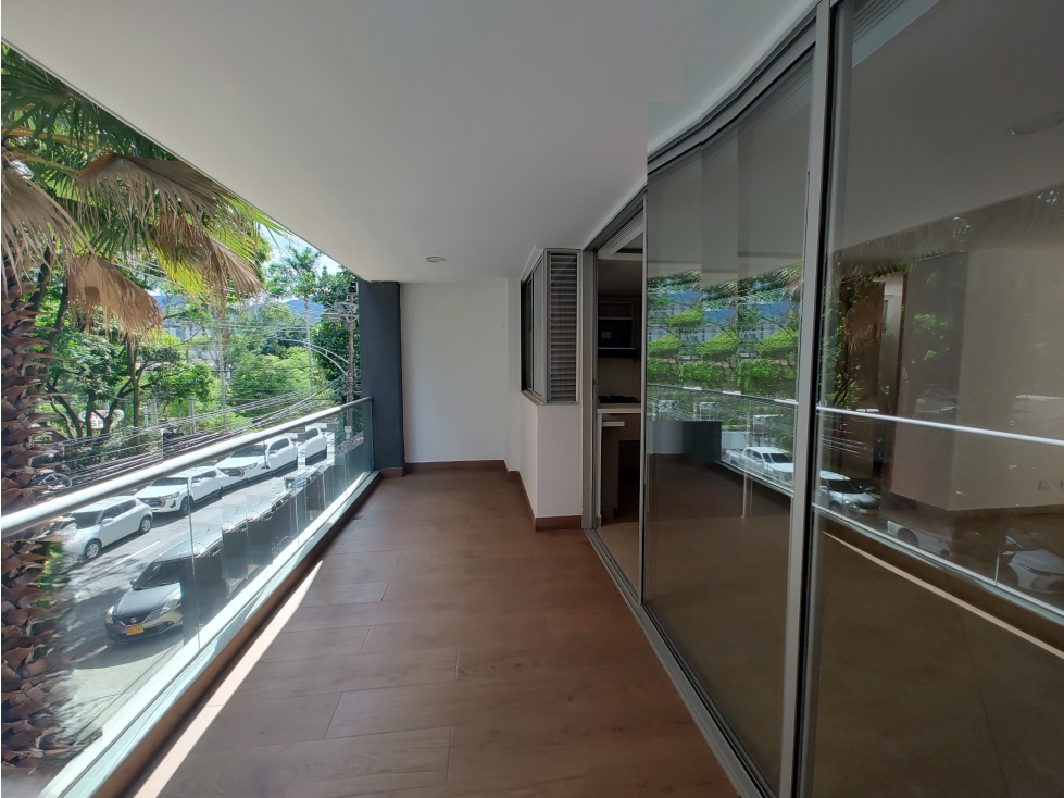 Apartamento en Arriendo en Zuñiga, Envigado