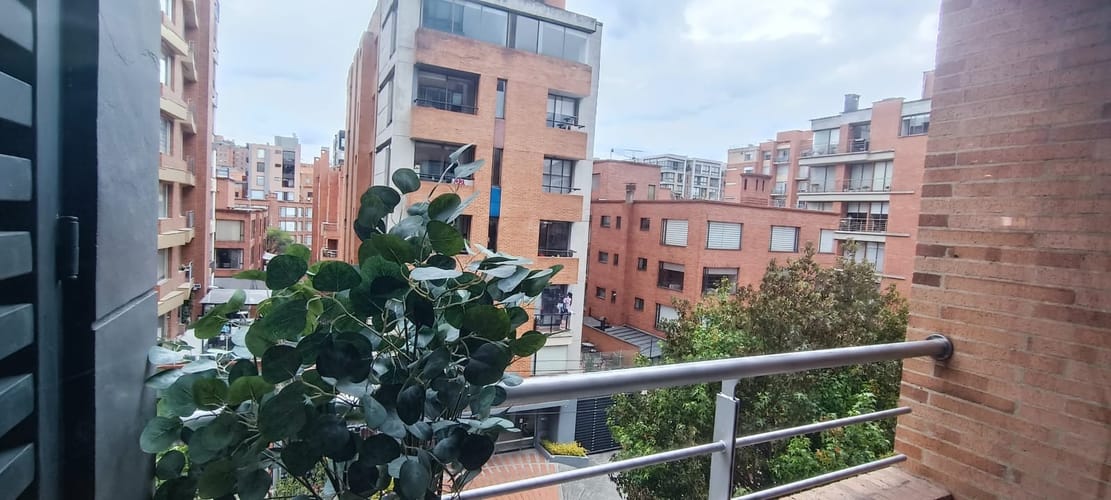 Apartamento de 1 alcoba en arriendo en Chico, Bogotá, 53 m² · foto 10 de 13