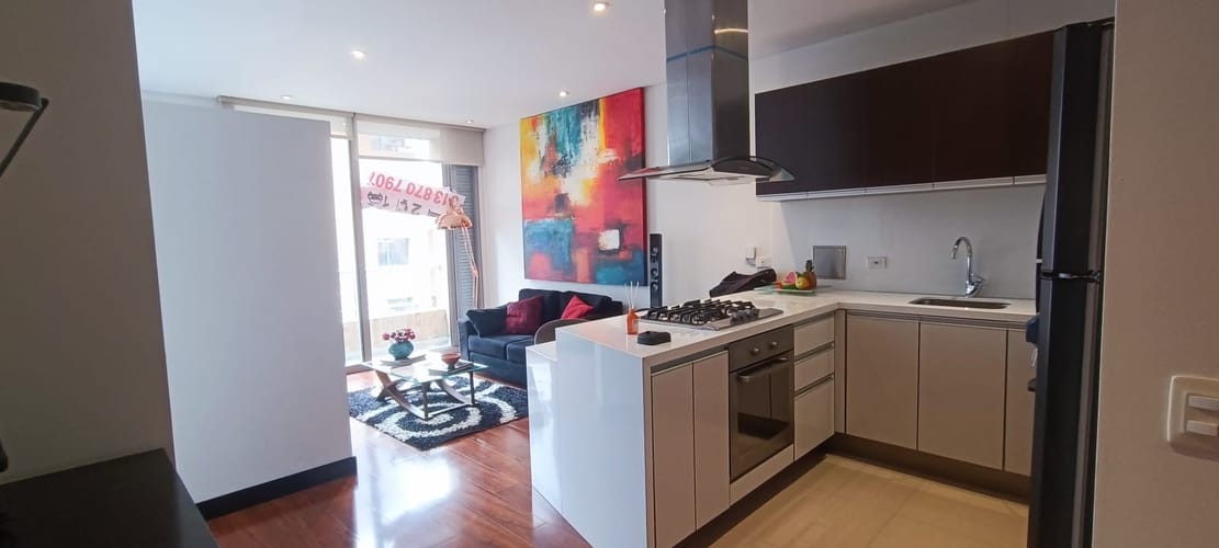 Apartamento de 1 alcoba en arriendo en Chico, Bogotá, 53 m² · foto 5 de 13