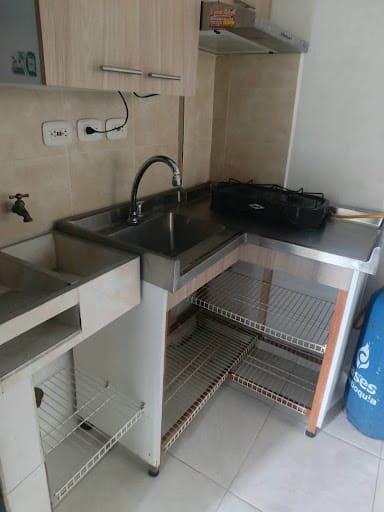 Apartaestudio en arriendo en Bosques De San Pablo, Medellín, 20 m² · foto 2 de 10