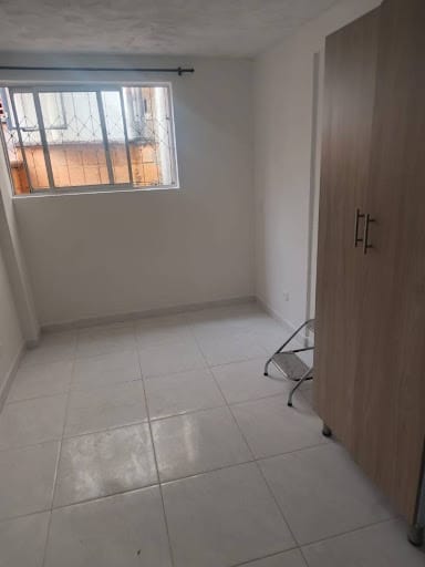 Apartaestudio en arriendo en Bosques De San Pablo, Medellín, 20 m² · foto 6 de 10