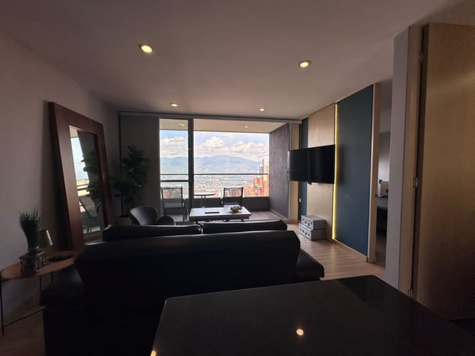 Apartamento de 1 alcoba en arriendo en El Poblado, Medellín, 60 m² · foto 3 de 16