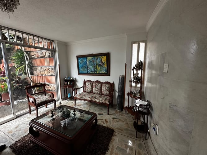 Casa de 5 alcobas en arriendo en Cabecera Del Llano, Bucaramanga, 280 m² · foto 4 de 21