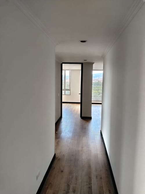 Apartamento de 4 alcobas en arriendo en Paris Gaitan, Bogotá, 198 m² · foto 9 de 24