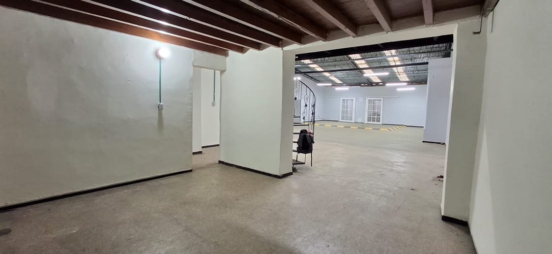 Bodega en arriendo en Antonia Santos Centro, Bucaramanga, 400 m² · foto 5 de 15