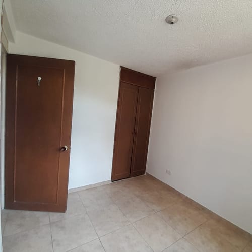 Apartamento de 3 alcobas en arriendo en Villemar Fontibon, Bogotá, 50 m² · foto 4 de 12