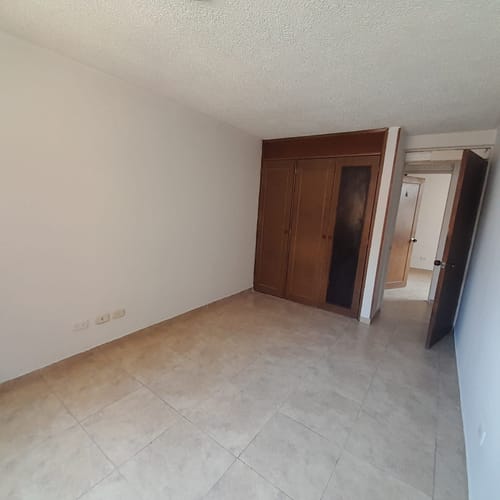 Apartamento de 3 alcobas en arriendo en Villemar Fontibon, Bogotá, 50 m² · foto 6 de 12