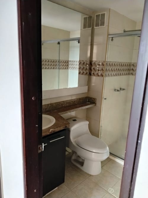 Apartamento de 4 alcobas en arriendo en Paris Gaitan, Bogotá, 198 m² · foto 21 de 24