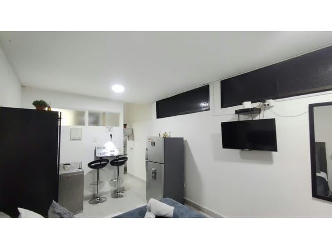 Apartaestudio en arriendo en Miravalle, Medellín, 25 m² · foto 8 de 11