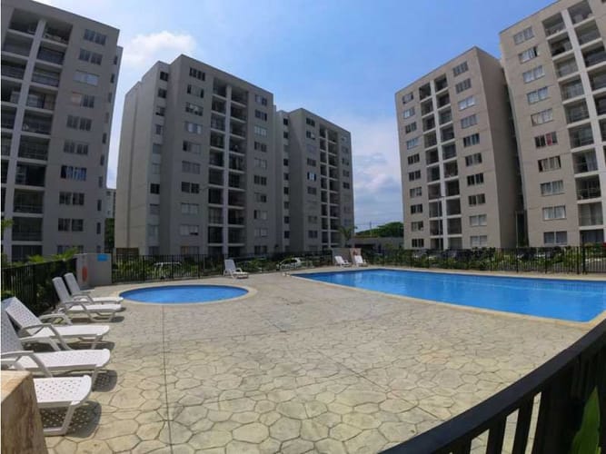 Apartamento de 2 alcobas en venta en Colinas Del Norte, Yumbo, 60 m² · foto 2 de 9