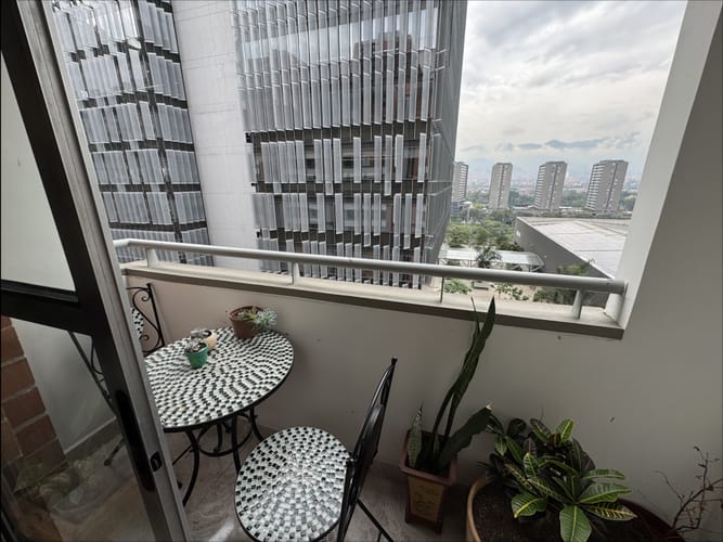 Apartamento de 3 alcobas en arriendo en Ciudad Del Río, Medellín, 60 m² · foto 11 de 24