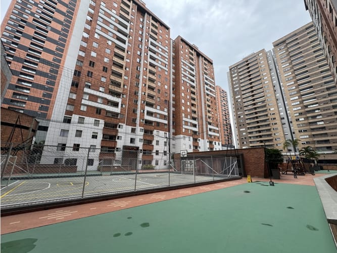Apartamento de 3 alcobas en arriendo en Ciudad Del Río, Medellín, 60 m² · foto 21 de 24