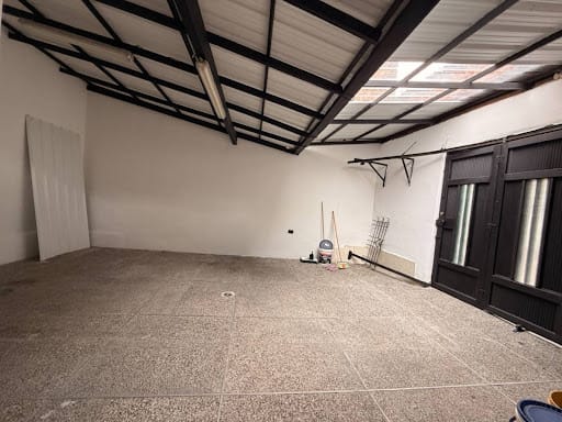 Casa de 4 alcobas en arriendo en La Milagrosa, Medellín, 240 m² · foto 18 de 18