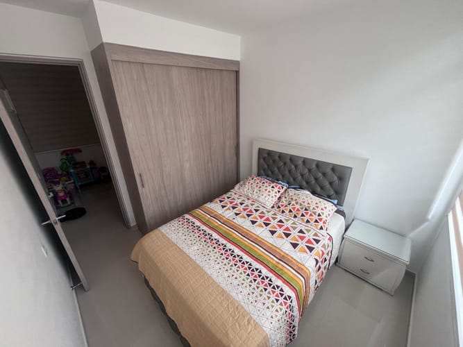 Apartamento de 3 alcobas en venta en El Recreo, Floridablanca, 75 m² · foto 5 de 24