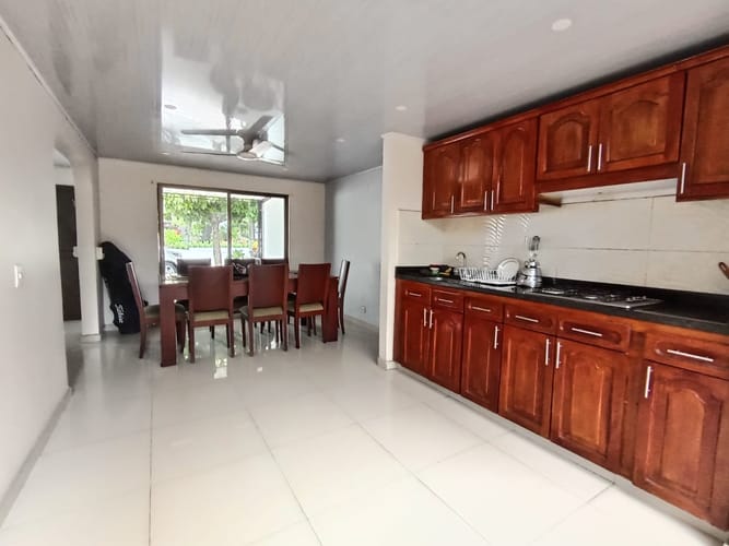 Casa de 4 alcobas en venta en Cr. Las Mercedes, Girardot, 109 m² · foto 3 de 24