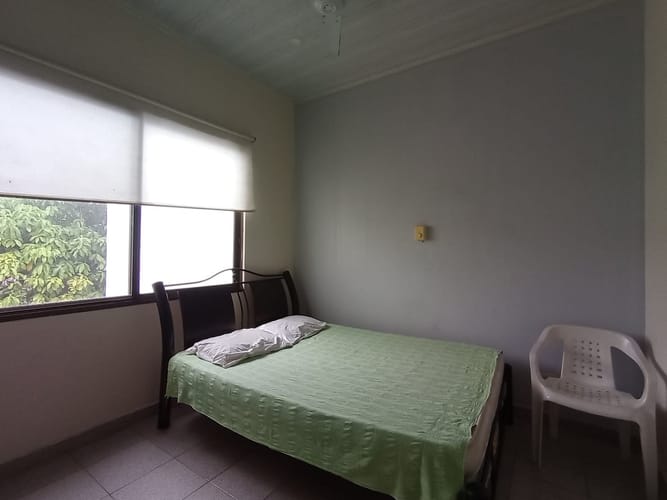 Casa de 4 alcobas en venta en Cr. Las Mercedes, Girardot, 109 m² · foto 11 de 24