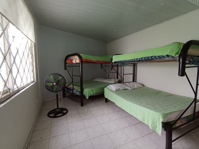 Casa de 4 alcobas en venta en Cr. Las Mercedes, Girardot, 109 m² · foto 19 de 24