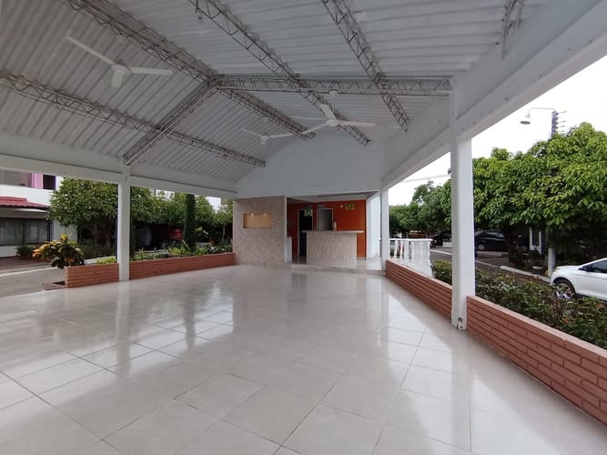 Casa de 4 alcobas en venta en Cr. Las Mercedes, Girardot, 109 m² · foto 23 de 24