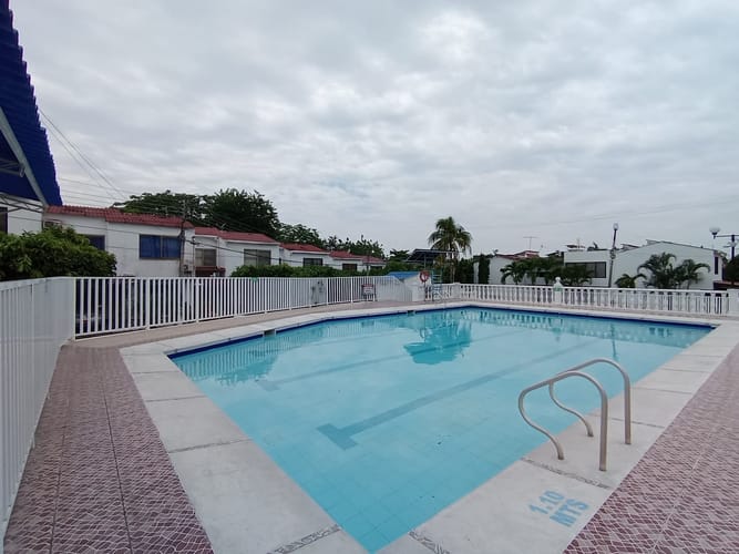 Casa de 4 alcobas en venta en Cr. Las Mercedes, Girardot, 109 m² · foto 22 de 24