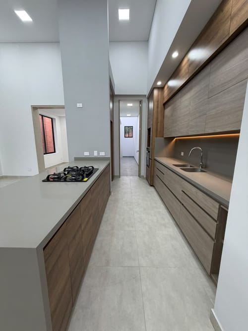Casa de 4 alcobas en venta en El Castillo, Jamundí, 320 m² · foto 6 de 23