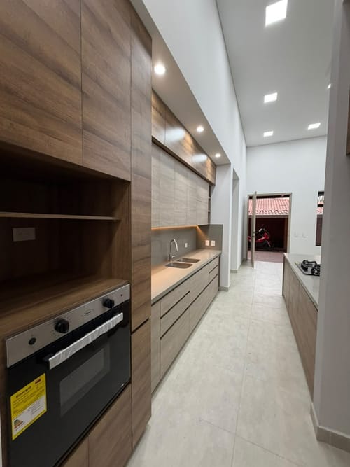 Casa de 4 alcobas en venta en El Castillo, Jamundí, 320 m² · foto 4 de 23