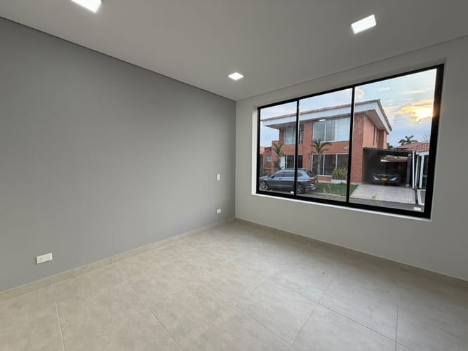 Casa de 4 alcobas en venta en El Castillo, Jamundí, 320 m² · foto 14 de 23