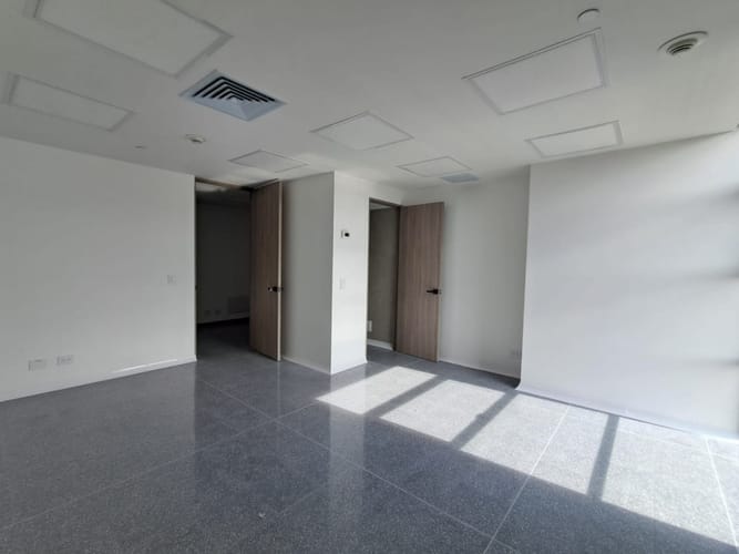 Consultorio en arriendo en El Poblado, Medellín, 37 m² · foto 4 de 7