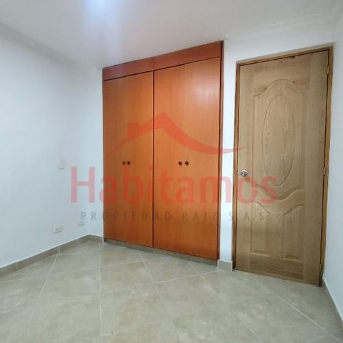 Apartamento de 3 alcobas en arriendo en Lorena, Medellín, 74 m² · foto 8 de 17