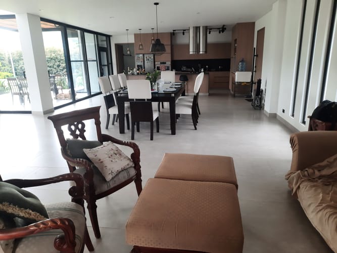 Casa de 6 alcobas en venta en Guamito, La Ceja, 560 m² · foto 6 de 24