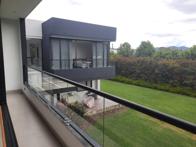 Casa de 6 alcobas en venta en Guamito, La Ceja, 560 m² · foto 10 de 24