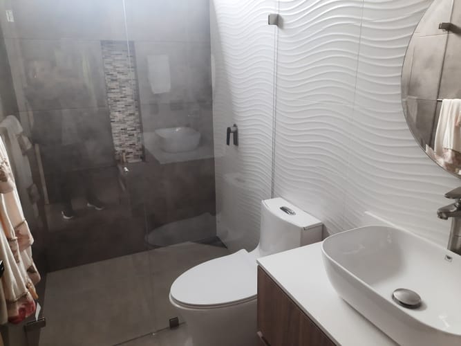 Casa de 6 alcobas en venta en Guamito, La Ceja, 560 m² · foto 14 de 24