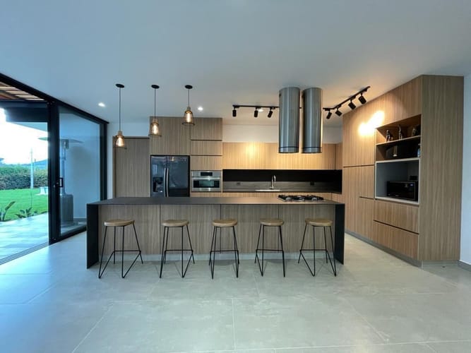 Casa de 6 alcobas en venta en Guamito, La Ceja, 560 m² · foto 19 de 24