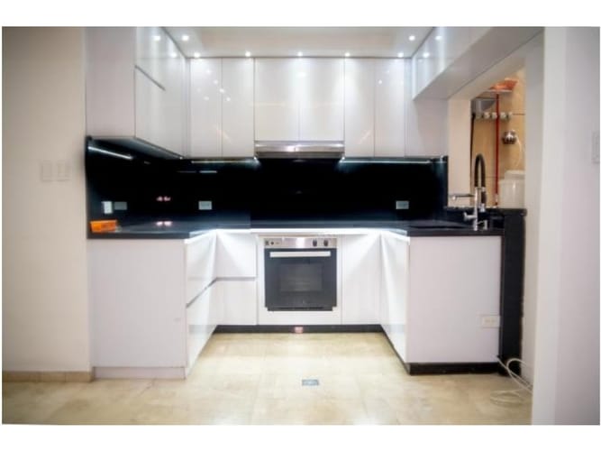 Edificio en venta en Caney, Cali, 360 m² · foto 2 de 11